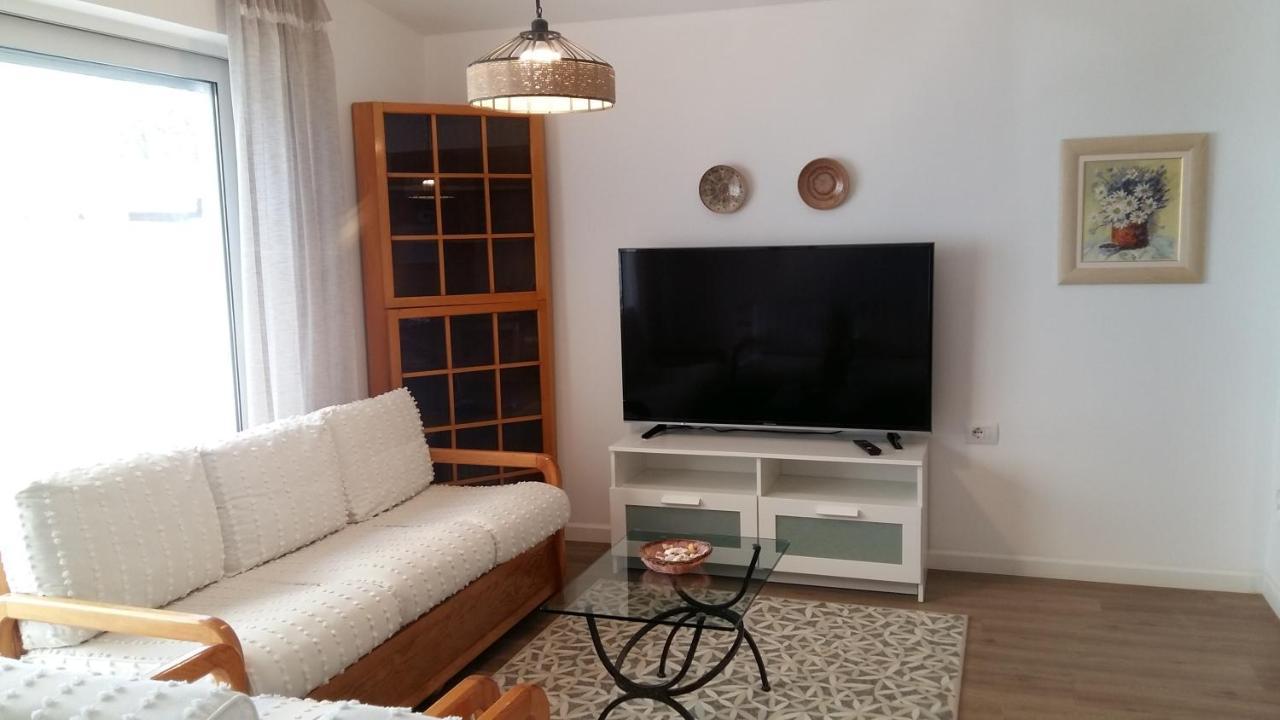 Villa Leyland Golem  Esterno foto