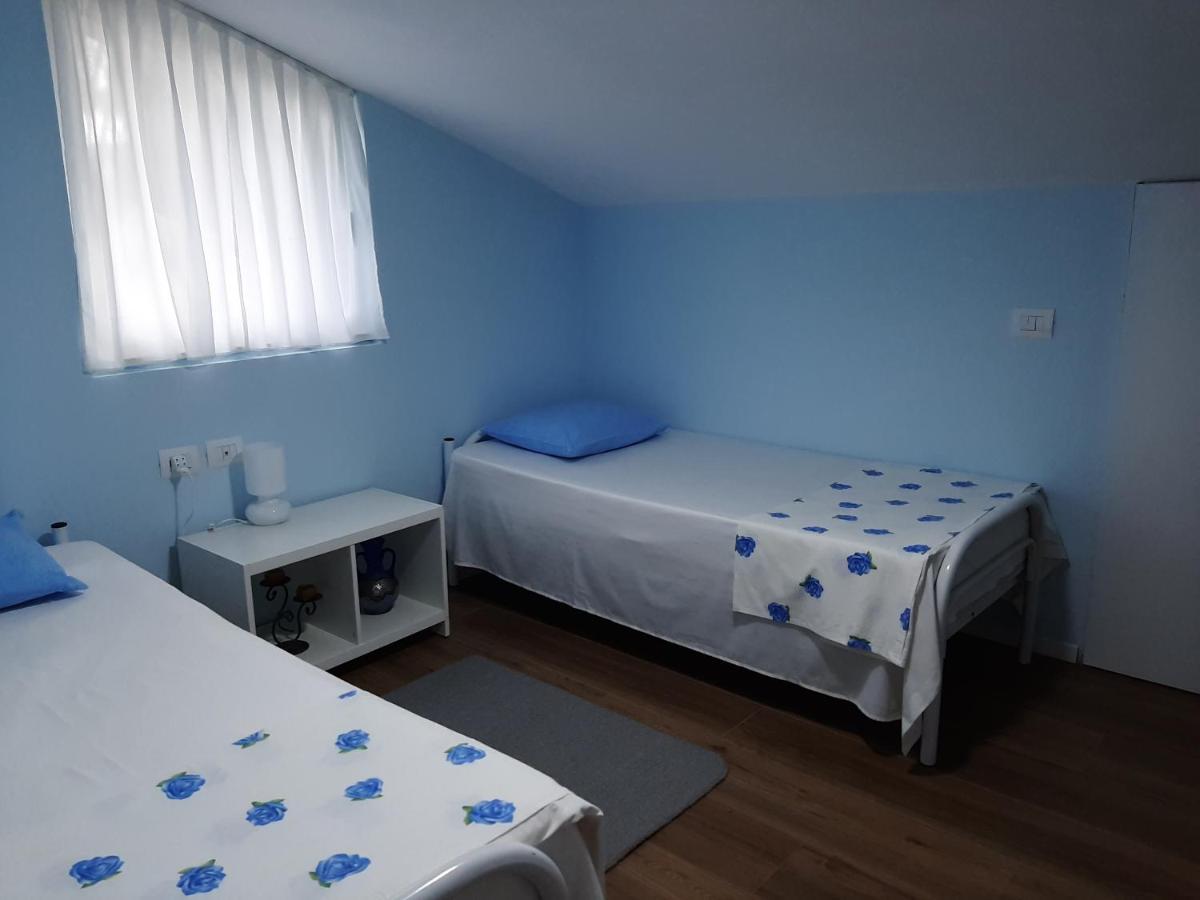 Villa Leyland Golem  Esterno foto