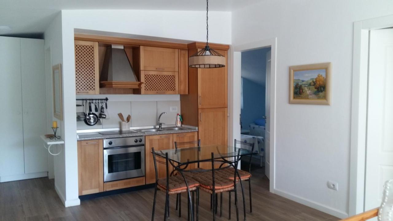 Villa Leyland Golem  Esterno foto